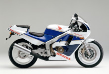 Tellerset Honda CBR 250 R