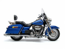 Voorpoot rechts onder Harley Davidson FLHRI Road King