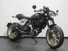 Standaard Ducati Scrambler Cafe Racer