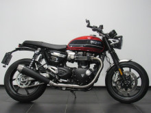 Contact slot Triumph Speed Twin 1200