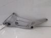 Fussrastetrager vorne links Yamaha GTS 1000