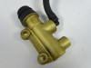 Rempomp achter Ducati ST4