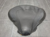 Zadel Harley Davidson FLSTSB Cross Bones