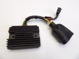 Spanningsregelaar Honda VFR 800 I