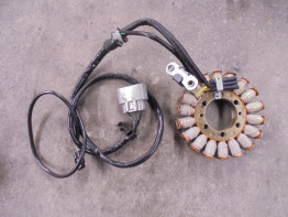 Dynamo Triumph Bonneville Bobber