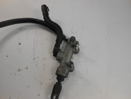 Rempomp achter Kawasaki ZX 6 R