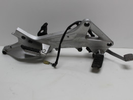 Fussrastetrager vorne rechts Honda ST 1300 Pan European