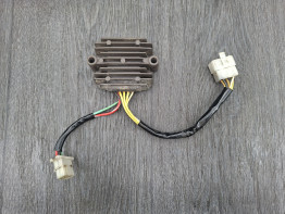 Regulador del voltaje Honda CB 900F Bol D Or