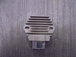 Spanningsregelaar Yamaha XVS 650 Dragstar