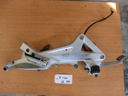 Fussrastetrager vorne rechts Honda ST 1300 Pan European