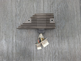 Regler Gleichrichter Honda CBX 750 F