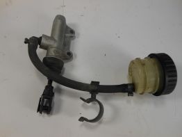 Rempomp achter BMW K 1300 S