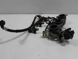 Gasklephuis Triumph Sprint ST 1050