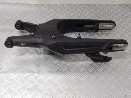 Achterbrug Triumph Tiger 800