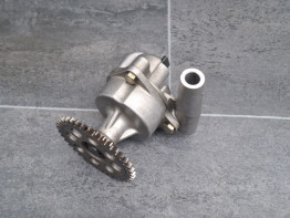Oil pump Suzuki GSX R 1100