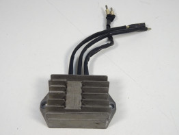 Spanningsregelaar Ducati monster 600