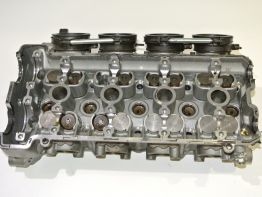 Cylinder head Suzuki GSX R 750