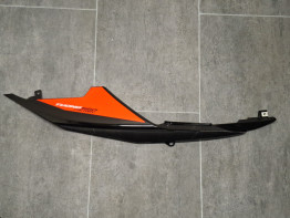 Rechter achterkant Aprilia Tuono 660