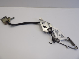 Fussrastetrager vorne rechts Suzuki GSX R 750