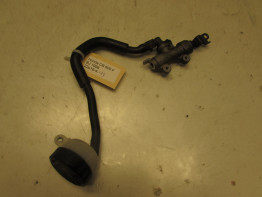 Rempomp achter Honda CB 600 F