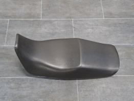 Zadel Suzuki VX 800