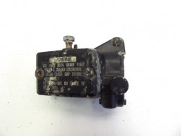 Front brake master cylinder Kawasaki GPZ 750