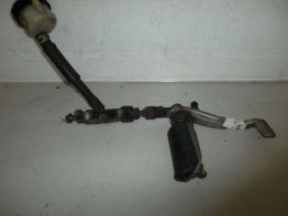 Rempomp achter Kawasaki ZX 9 R