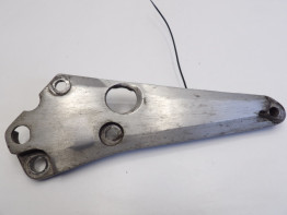 Fussrastetrager vorne links Suzuki GSX 400 E