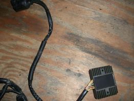 Regler Gleichrichter Honda CBR 1100 XX