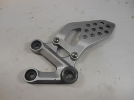 Main step holder left Suzuki GSX R 600