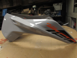 Fuel tank cover KTM 890 Adventure