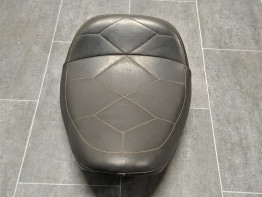 Zadel Honda VT 700 750