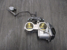 Gasklephuis Honda CRF 1000 Africa Twin