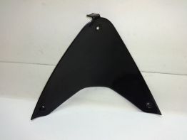 Cowl V shape under Honda CBR 600 F