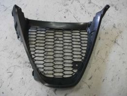 Cowl V shape under Suzuki GSX R 1000