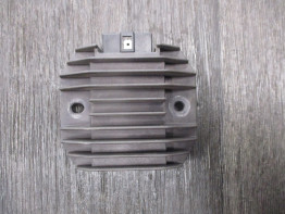 Spanningsregelaar Yamaha SZR 660