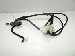 Rempomp achter BMW K 1200 GT