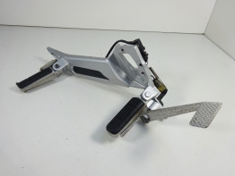 Fussrastetrager vorne rechts Yamaha FJR 1300