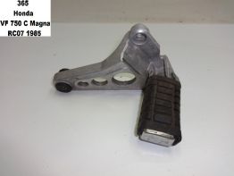 Duo voetsteun rechts Honda VF 700 750 C Magna
