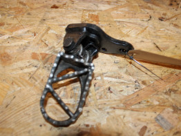 Schetsplaat links Mash Adventure 400