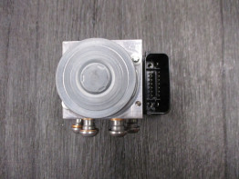 ABS pomp BMW R Nine T