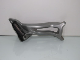 Main step holder right Moto Guzzi V85 TT