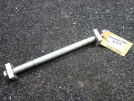 Achteras Kawasaki Z 900