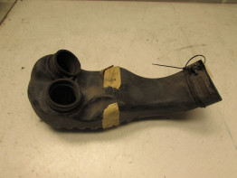 Lufteinlass mitte Honda VT 700 750