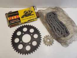 Ketting en tandwielset Honda VFR 750