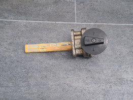 Benzinhahn Triumph Trident 900