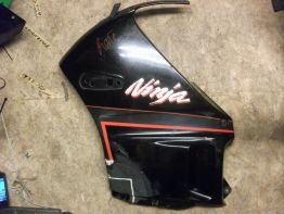 Seiten verkleidung links Kawasaki GPX 600