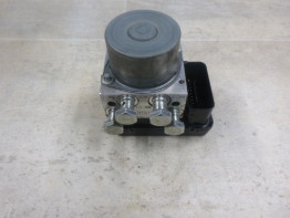 ABS pomp KTM 390 Duke