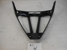 Cowl V shape under Yamaha YZF R1