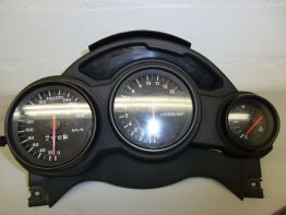 Teller Suzuki RF 900